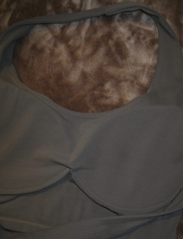 必帶!!!❤️‍🔥超柔軟親膚超辣露背掛脖背心